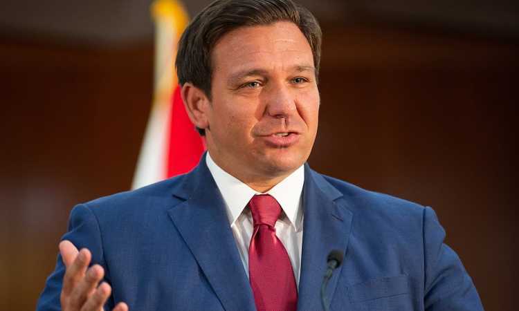 ron-desantis_medium Știri Externe